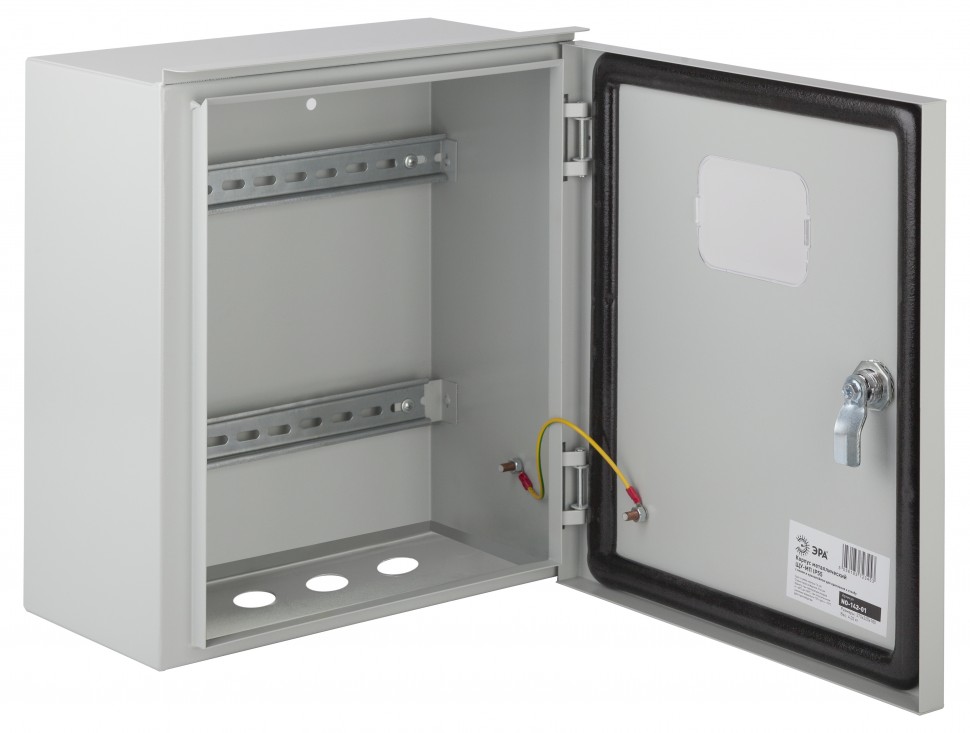 ЭРА ЩУ-МП с окном и кронштейном IP55 (370х325х180)