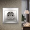 1-202-03 Intro Розетка 2P+E Schuko, 16А-250В, IP20, СУ, Plano, алюминий